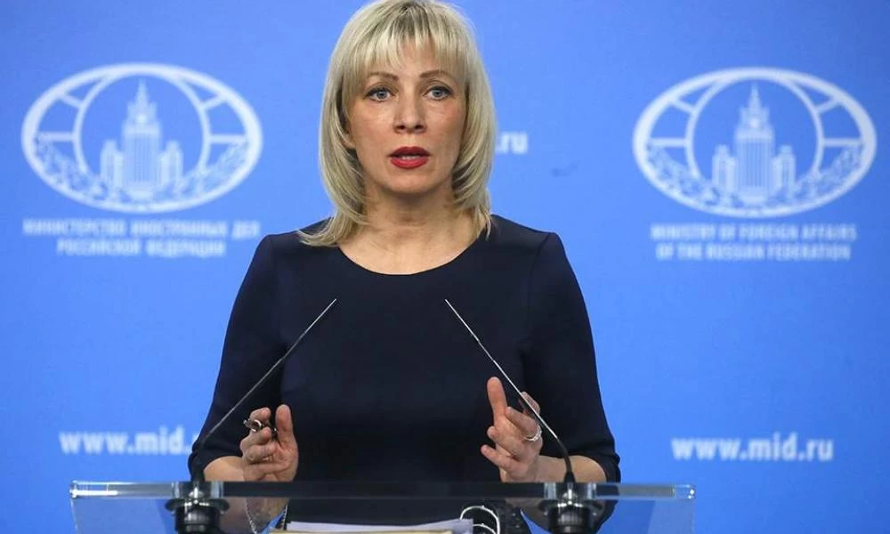 Ρωσία: "Γελοίες" οι καταγγελίες Μπλίνκεν περί υπονόμευσης εμβολίων